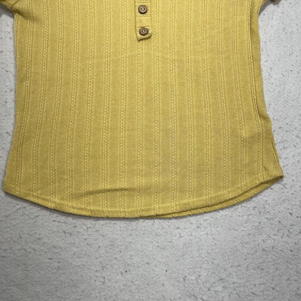 Glance Women's Large Short Sleeve Henley Button Up Pullover Stretch Yellow Top - Picture 6 of 13